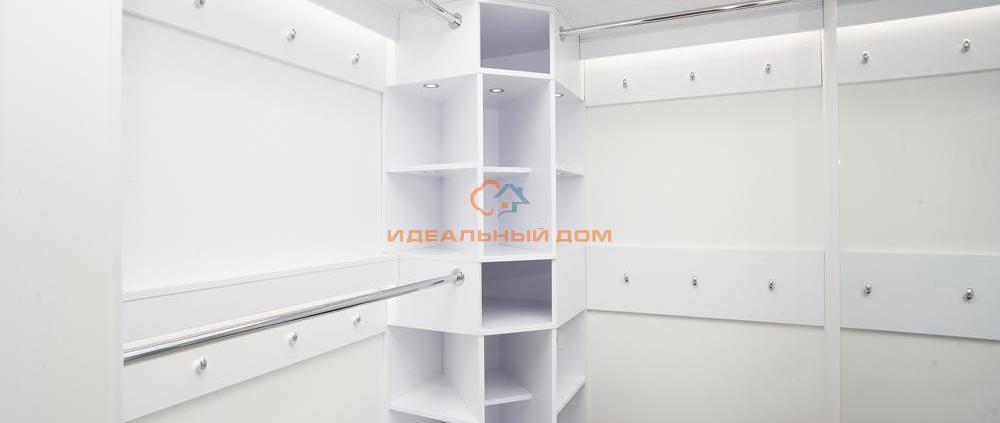 Гардеробная в 2 комнатной квартире